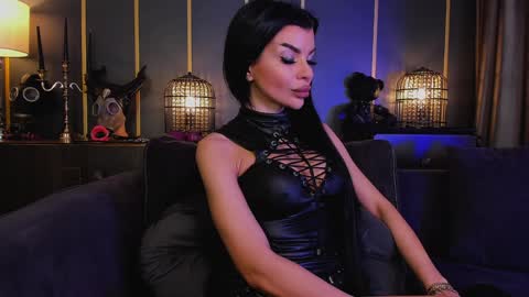 Snapshot of mistresselenia chatting on 18, 1, 2025 Elenia online show from 18, 1, 2025
