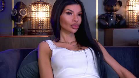 Elenia online show from 29, 3, 2026