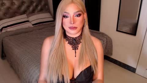 Ms Ems online show from 8, 11, 2025