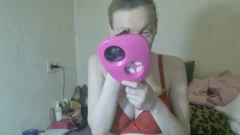 mistressmilly32 online show from 19, 4, 2026