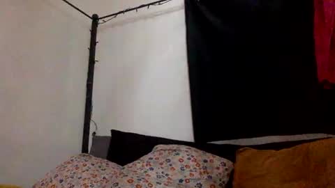 Snapshot of mistressmystii chatting on 2, 12, 2025 Mistress Mystii online show from 2, 12, 2025