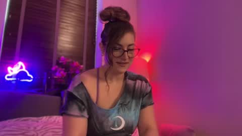 Snapshot of mistresssx chatting on 27, 3, 2026 Miss X online show from 27, 3, 2026