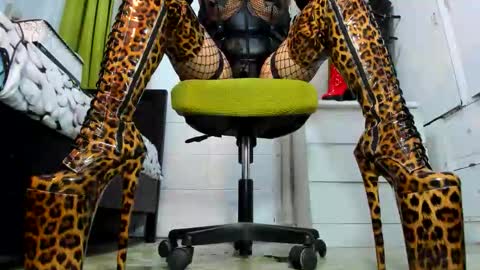 Snapshot of mistresstiffany69 chatting on 12, 3, 2026 Tiffany online show from 12, 3, 2026