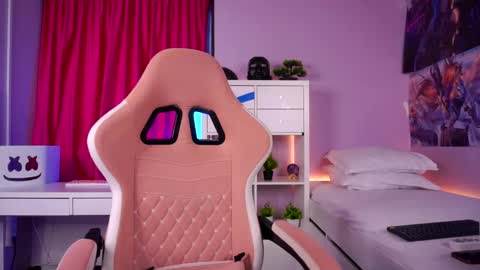 Snapshot of mistyreeds chatting on 9, 2, 2026 Misty online show from 9, 2, 2026