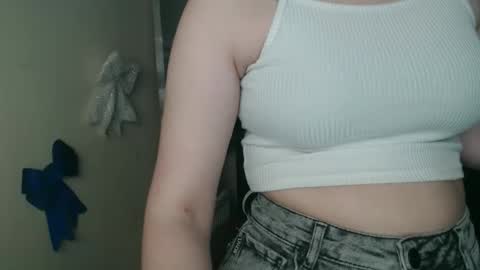 Snapshot of mistyrosee chatting on 19, 2, 2026 Aria online show from 19, 2, 2026