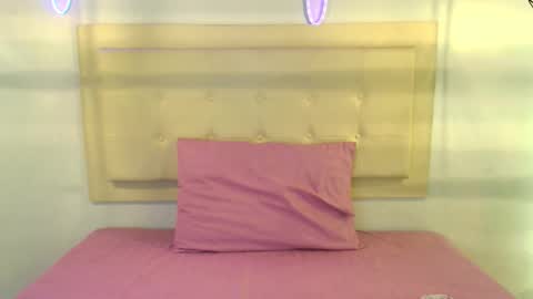 Mitchell online show from 19, 10, 2025