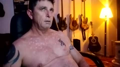 Snapshot of mitchnails69 chatting on 13, 2, 2025 BobbyMitchGa online show from 13, 2, 2025