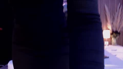 Snapshot of miticabrennet chatting on 3, 12, 2025 Mtica Brennet online show from 3, 12, 2025