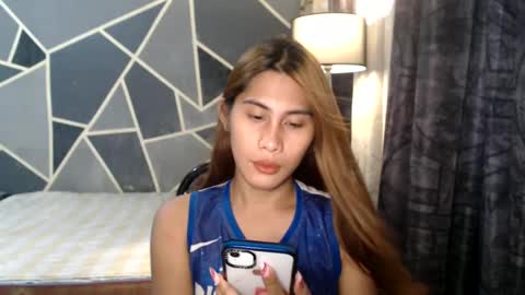 Snapshot of mitssuri_foxy chatting on 16, 12, 2024 Davey online show from 16, 12, 2024
