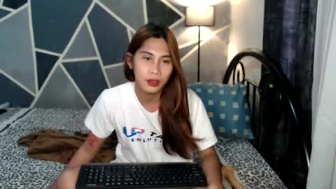 Snapshot of mitssuri_foxy chatting on 2, 1, 2025 Davey online show from 2, 1, 2025