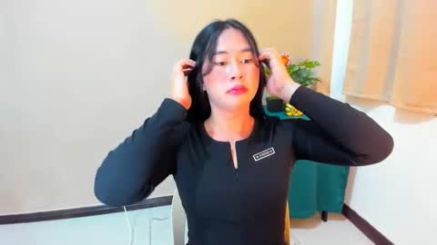 Snapshot of mitsuri_yuki chatting on 26, 10, 2025 Mitsu online show from 26, 10, 2025