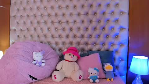 Snapshot of mitsuritempt chatting on 19, 7, 2026 Mitsuri Tempt online show from 19, 7, 2026