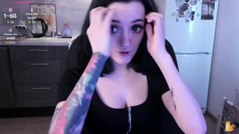Snapshot of miura_moon chatting on 31, 5, 2026 lina. online show from 31, 5, 2026