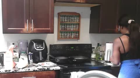 Precious online show from 20, 10, 2025