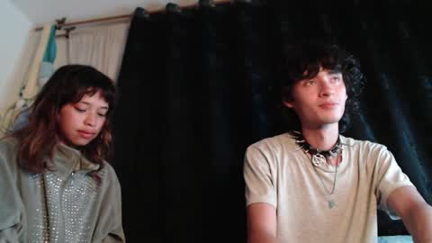 Snapshot of mixipeach chatting on 27, 3, 2026 Naomi and Nekorii online show from 27, 3, 2026