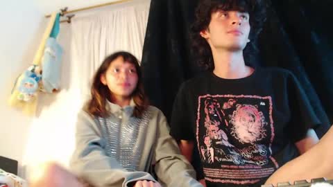 Snapshot of mixipeach chatting on 28, 3, 2026 Naomi and Nekorii online show from 28, 3, 2026