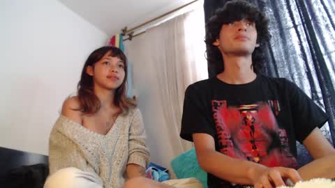 Snapshot of mixipeach chatting on 31, 3, 2026 Naomi and Nekorii online show from 31, 3, 2026