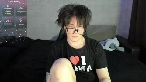 Snapshot of miya_chinen chatting on 24, 1, 2025 Miya online show from 24, 1, 2025