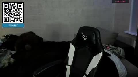 MeowMiku online show from 16, 10, 2025