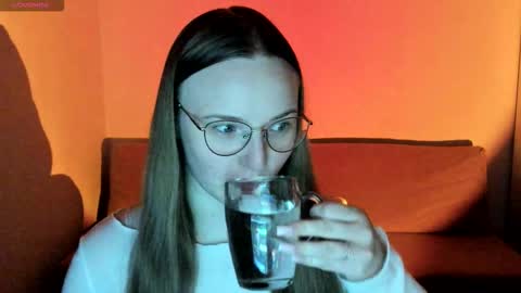 Miya online show from 14, 12, 2025