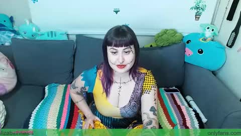 Snapshot of mizz_fieldss chatting on 3, 10, 2025 Elizabxth Fields online show from 3, 10, 2025