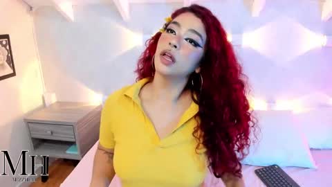 mizzhell_ online show from 19, 9, 2025