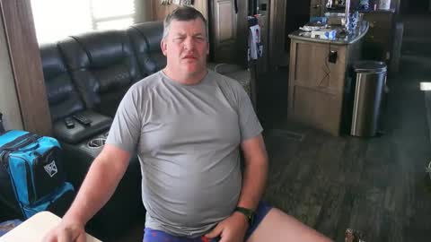 mmmthatsfunnn online show from 10, 9, 2025