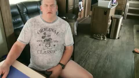 mmmthatsfunnn online show from 23, 10, 2025