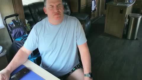 mmmthatsfunnn online show from 30, 10, 2025