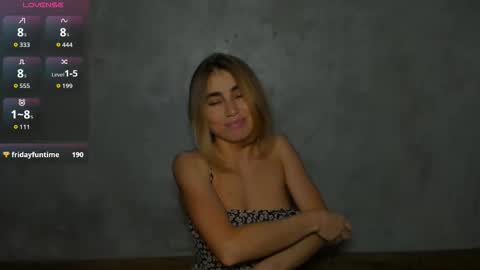 Snapshot of moanamo chatting on 10, 4, 2026 Princess Moana online show from 10, 4, 2026