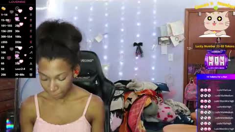 Snapshot of mocha_ chatting on 15, 11, 2025 MOCHA JAMES THE NPC online show from 15, 11, 2025