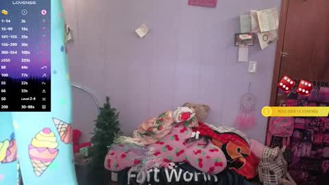 Snapshot of mocha_ chatting on 16, 12, 2025 MOCHA JAMES THE NPC online show from 16, 12, 2025