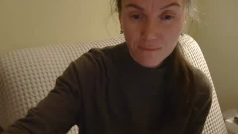 Snapshot of modesta1413 chatting on 2, 4, 2026 Aurora online show from 2, 4, 2026