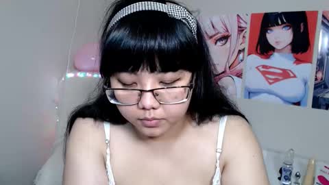 Snapshot of moertomlly chatting on 8, 3, 2025 Molly online show from 8, 3, 2025