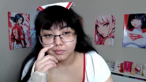 Snapshot of moertomlly chatting on 17, 11, 2025 Molly online show from 17, 11, 2025