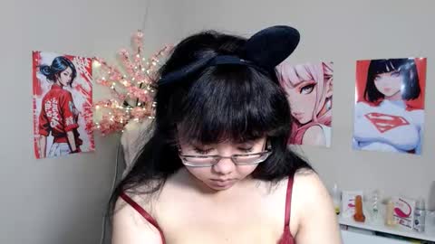 Snapshot of moertomlly chatting on 26, 11, 2025 Molly online show from 26, 11, 2025