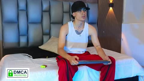 Snapshot of mohamed_malik chatting on 23, 4, 2026 mohamed_malik online show from 23, 4, 2026