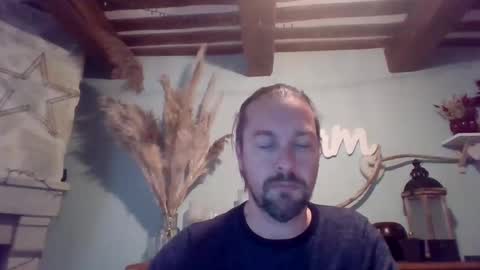 Julien online show from 27, 1, 2025