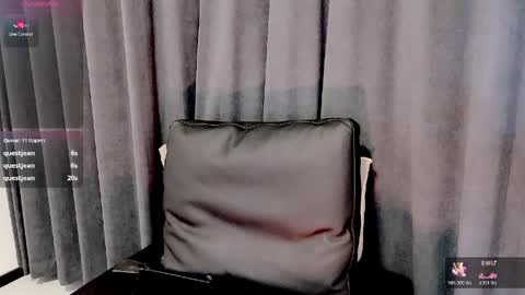 Snapshot of moli666 chatting on 3, 4, 2026 Alice online show from 3, 4, 2026