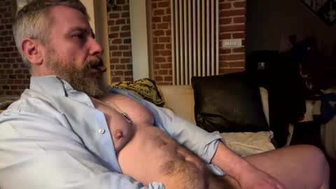 molitsrymale69 online show from 10, 3, 2026