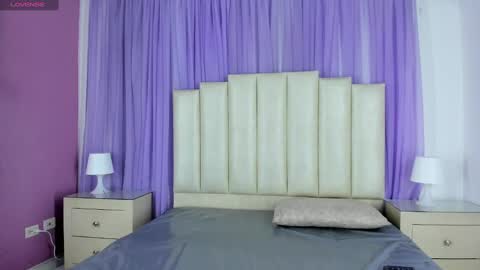 Snapshot of molliebue1 chatting on 9, 1, 2025 Hey Guys Im Mollie online show from 9, 1, 2025