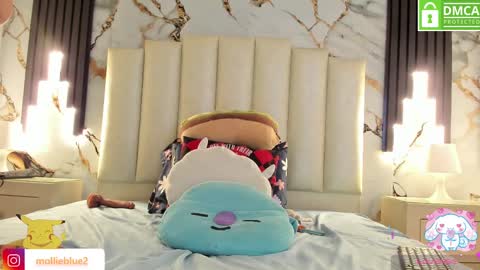 Snapshot of molliebue1 chatting on 9, 2, 2025 Hey Guys Im Mollie online show from 9, 2, 2025