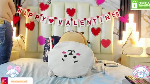 Snapshot of molliebue1 chatting on 14, 2, 2025 Hey Guys Im Mollie online show from 14, 2, 2025