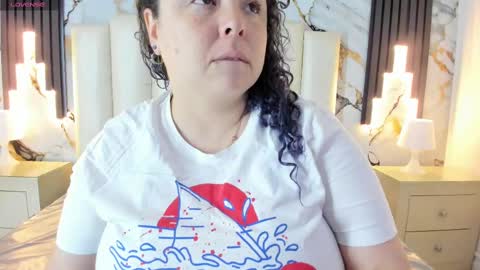 Snapshot of molliebue1 chatting on 1, 3, 2025 Hey Guys Im Mollie online show from 1, 3, 2025