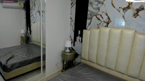 Snapshot of molliebue1 chatting on 14, 9, 2025 Hey Guys Im Mollie online show from 14, 9, 2025