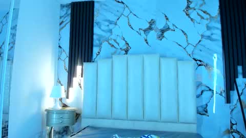 Snapshot of molliebue1 chatting on 5, 11, 2025 Hey Guys Im Mollie online show from 5, 11, 2025