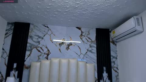 Snapshot of molliebue1 chatting on 6, 11, 2025 Hey Guys Im Mollie online show from 6, 11, 2025