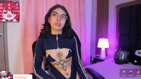Snapshot of molly__a chatting on 13, 4, 2026 Molly online show from 13, 4, 2026