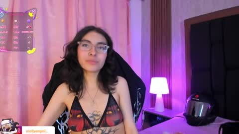 Snapshot of molly__a chatting on 18, 4, 2026 Molly online show from 18, 4, 2026