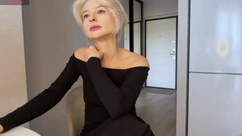 Molly online show from 19, 5, 2026